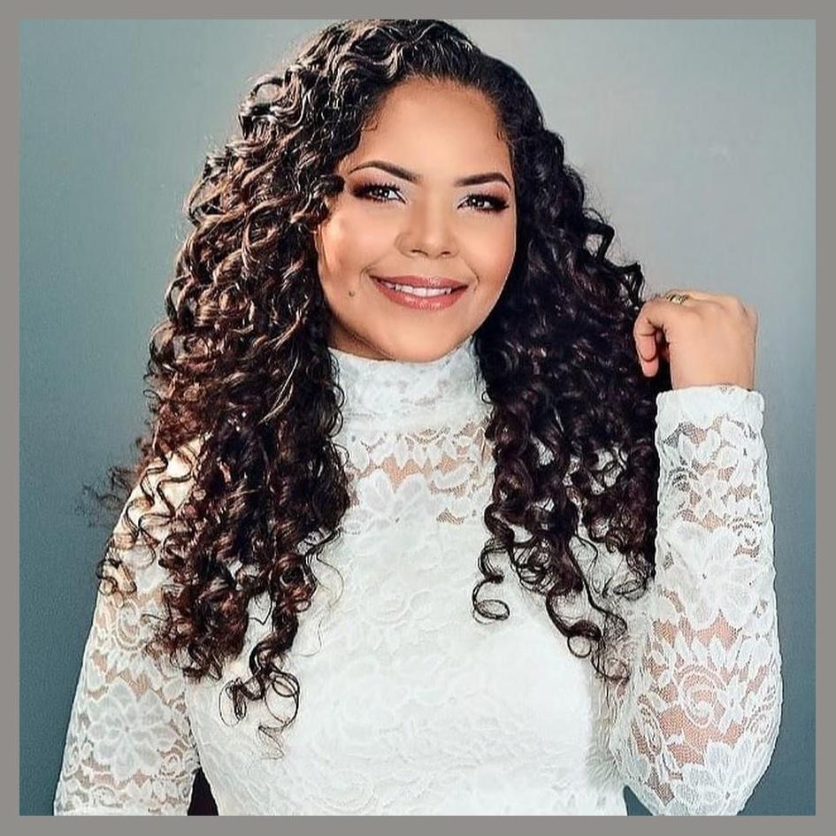 Andreza Tavares